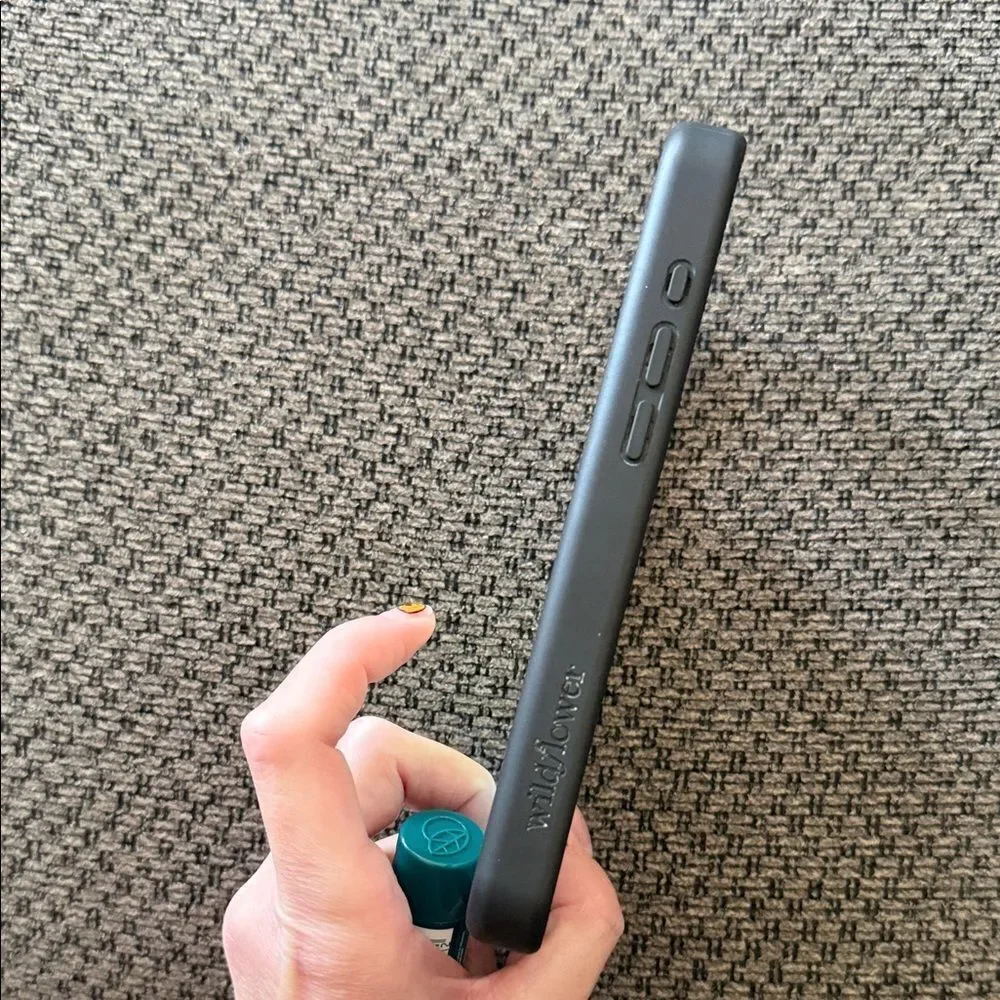 New Wildflower phone case iPhone 16 pro max